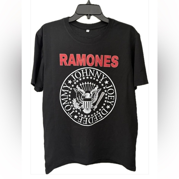 Ramones Black Graphic T-Shirt - Picture 1 of 3